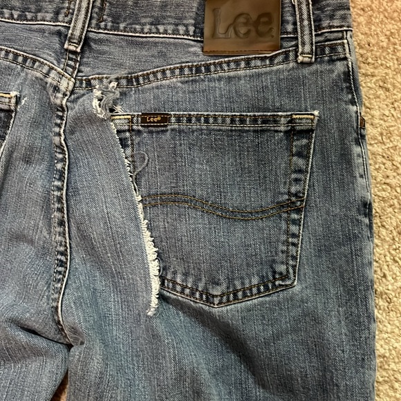 Men’s Lee Relaxed Fit Distressed Jeans 32 x 30 - Picture 9 of 16